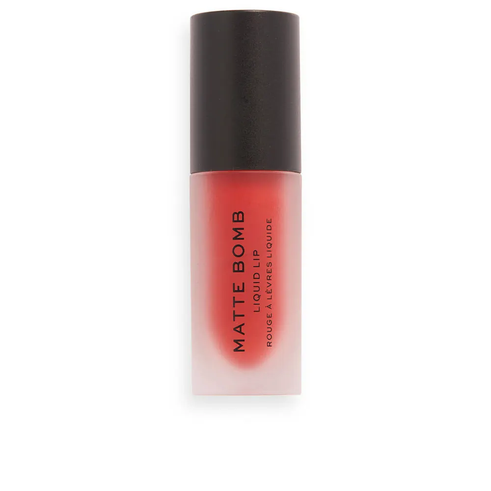 MATTE BOMB liquid lip #lure red